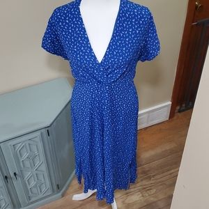 Katie Sturino, Alexandra midi dress